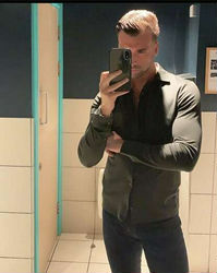 Escorts New York City, New York I’m fun to chat with