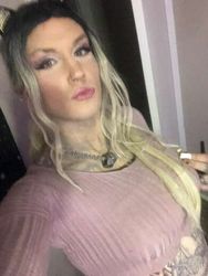 Escorts Houston, Texas E-boy/tattoo artist/dragQueen