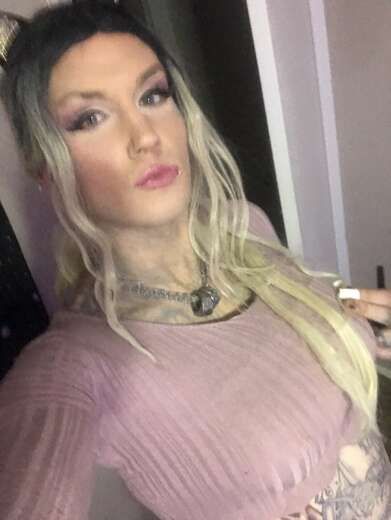 Escorts Houston, Texas E-boy/tattoo artist/dragQueen