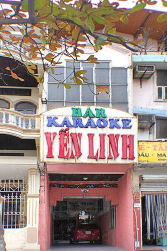 Freelance Bar Hanoi, Vietnam Yen Linh