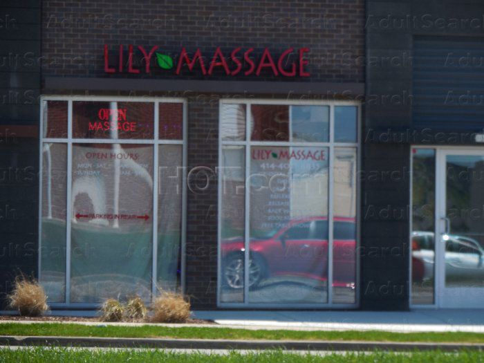 West Allis, Wisconsin Lily Massage