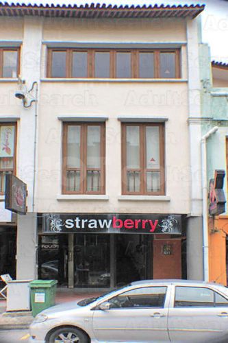 Singapore, Singapore Club Stawberry
