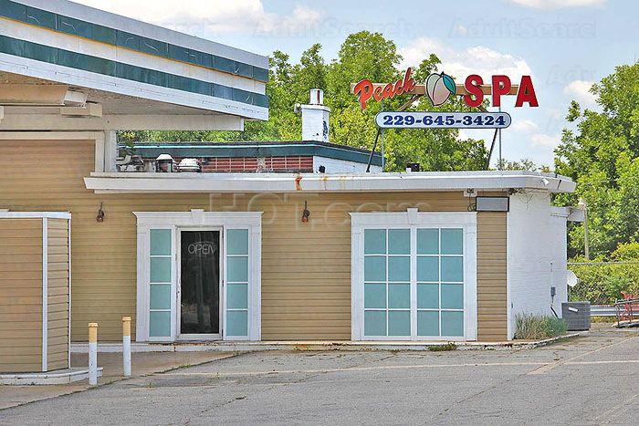 Pinehurst, Georgia Peach Spa Massage