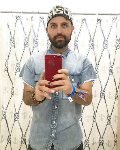 Escorts Chicago, Illinois Outgoing fun guy!